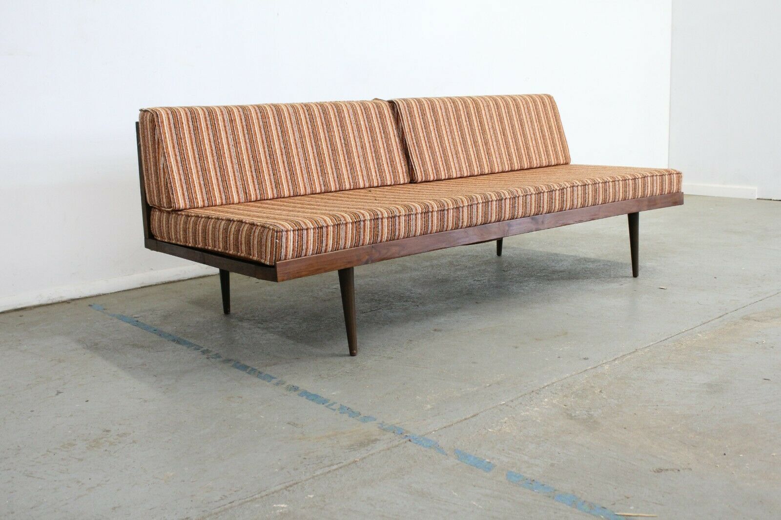 Mid-century Modern Walnut Daybed/sofa 76"